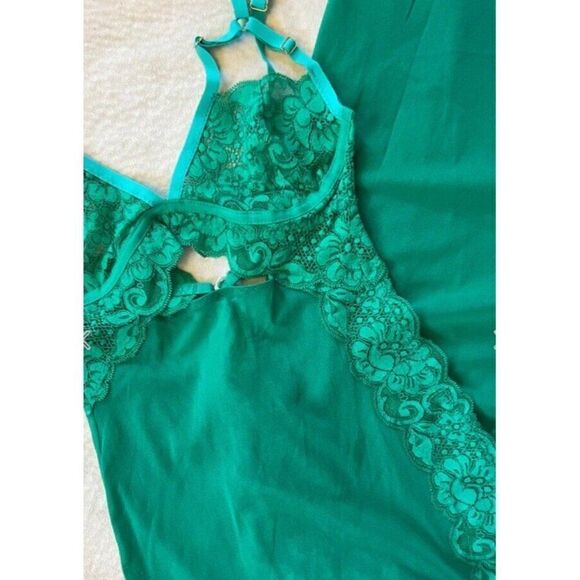NWT WE ARE HAH Sz S BUST OUT SLIP SET MAXI SLIP & PANTY SET EMERALD - Picture 8 of 12